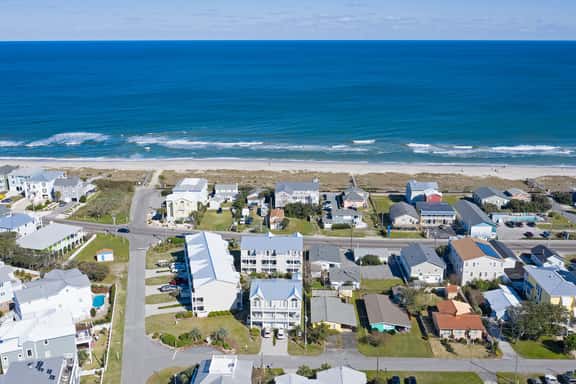 5 Decks, Pool, Kure Beach Pier & Boardwalk - Image 1