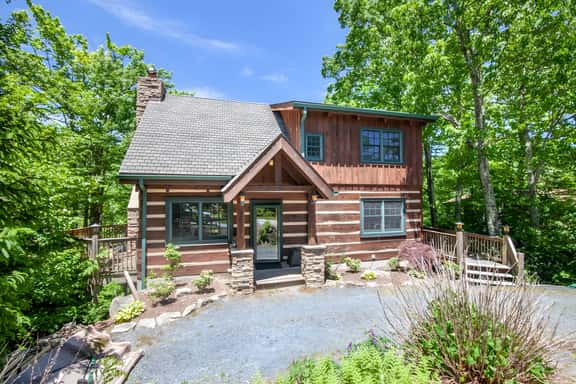 Seven Devils Mountain Cabin - Image 1