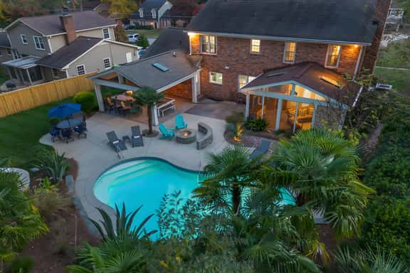 The Raleigh Resort House w/ pool+hot tub+ game room - Image 1